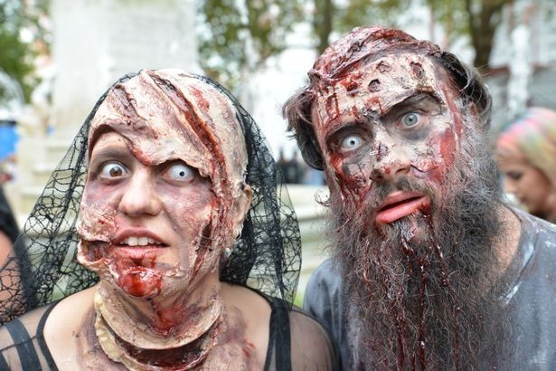 Dead love: An undead couple pose for the camera 