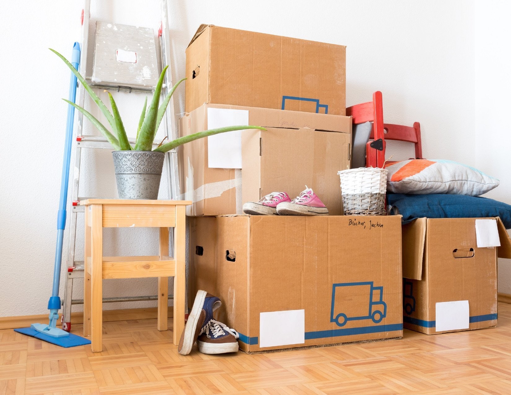 What is a Move-In/Move-Out Cleaning Service?